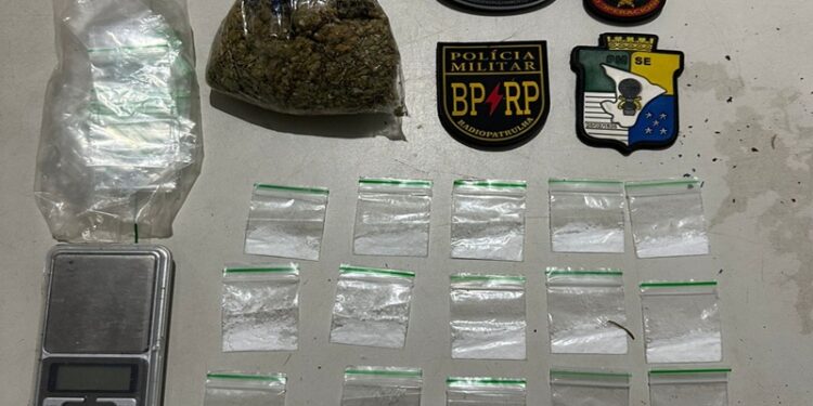 PM detém homem por suspeita de tráfico de drogas na Zona Norte de Aracaju