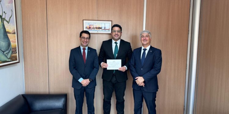 Jeferson recebe visita do Procurador-Geral e de Promotor