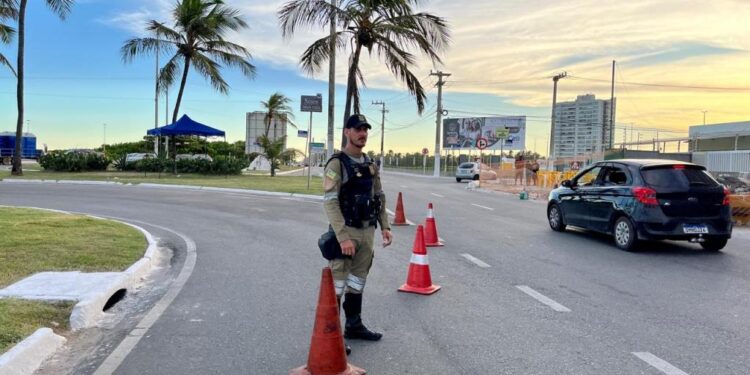 Dia de Finados e evento esportivo alteram trânsito no fim de semana