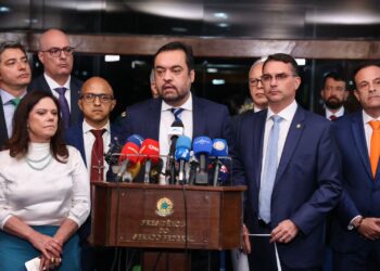 André Moura acompanha governador Cláudio Castro em discussão sobre Segurança Pública com o Senado