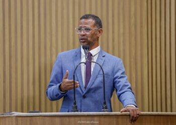 Vereador Sargento Byron parabeniza educação municipal de Aracaju