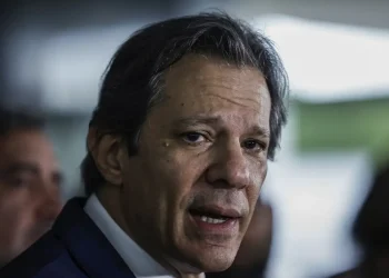Lula pediu inclusão de ministério em corte de gastos, diz Haddad