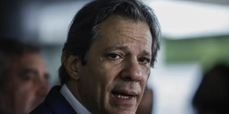 Lula pediu inclusão de ministério em corte de gastos, diz Haddad