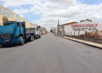 Mais de 11 mil metros quadrados de asfalto beneficia moradores de diversas ruas