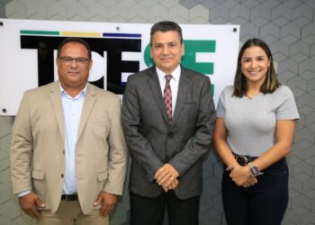 Estudantes voltam às aulas em Poço Redondo após Mesa Técnica do TCE