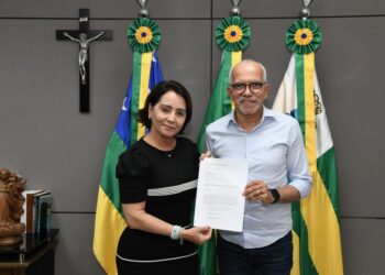 Edvaldo atende solicitação de Emília para congelamento do IPTU em 2025
