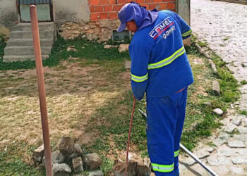 Monitoramento da Deso encontra ligações de água irregulares em Divina Pastora