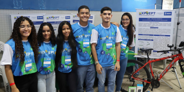 Alunos da rede estadual apresentam trabalhos e práticas exitosas na Exposição da Educação Profissional