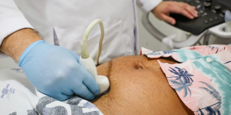 Huse intensifica ações de conscientização e prevenção ao câncer de próstata