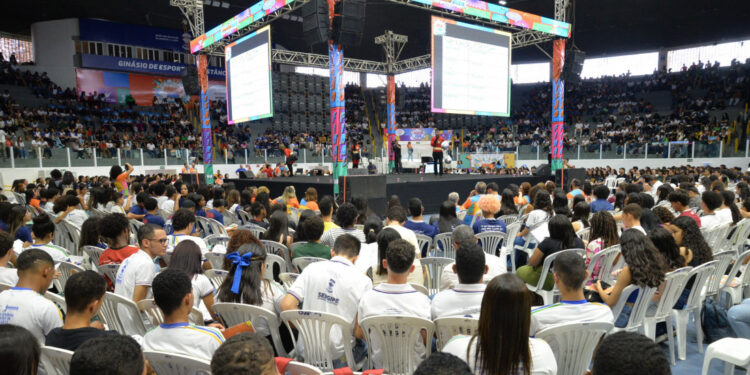 Governo de Sergipe promove maior revisão do Enem no Brasil com ampla infraestrutura e acolhimento