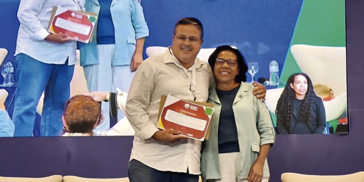 Sergipe conquista primeiro lugar na Mostra Nacional de Saúde Bucal com trabalho para pacientes com deficiência