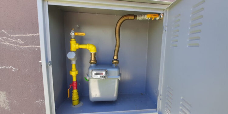 Gás natural canalizado conquista condomínios em Aracaju