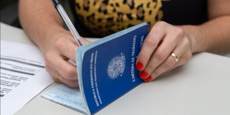 Saldo de empregos em Sergipe cresce 26,8% no acumulado do ano