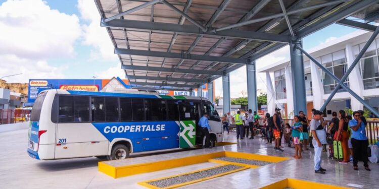 Feriadão da Proclamação da República terá frota reserva de transporte intermunicipal
