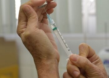 Prefeitura de Aracaju alerta para os perigos da coqueluche e incentiva a vacinação