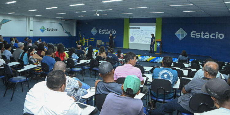 Grupo Iguá dialoga com colaboradores e terceirizados da Deso