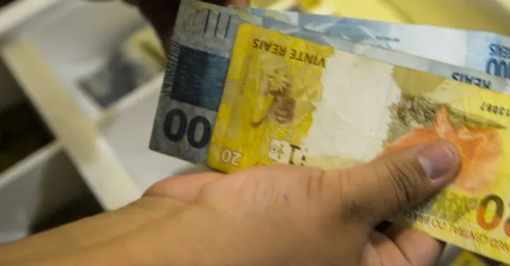 Servidores do Poder Executivo receberão salários nos dias 23 e 24
