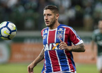 Bahia se desespera com notícia envolvendo a saída de Zé Rafael do Palmeiras