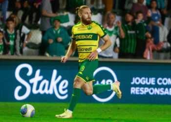 Empresário de Isidro Pitta surpreende e abre o jogo sobre interesse do Bahia: “Valores altos”