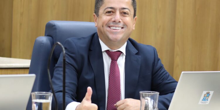 Fabiano Oliveira destaca sucesso do Projeto ‘Adote um Bem Público’