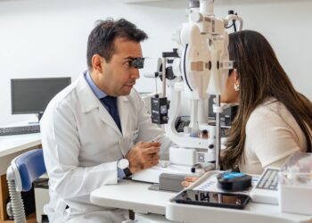 Especialista destaca cuidados essenciais para proteger os olhos no verão