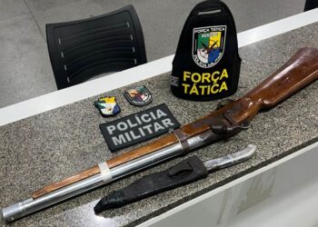 PM prende homem por porte ilegal de arma de fogo em Canindé de São Francisco