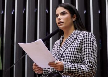 Yandra Moura vota novamente contra recriação do Seguro Obrigatório DPVAT