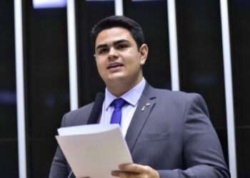 TRE/SE decide cassar o mandato do deputado federal Ícaro de Valmir