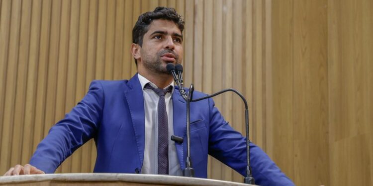 Vereador Pastor Diego critica filme ‘A fúria’ e aponta ‘hipocrisia’ no debate público