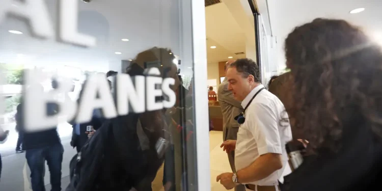 Novo procedimento em Lula já estava previsto após cirurgia, diz equipe