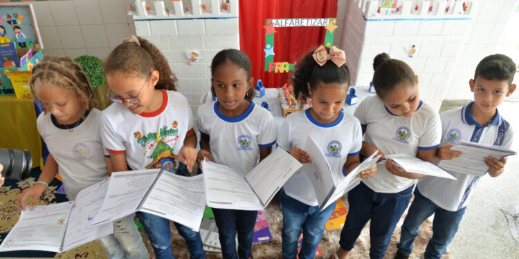 Projeto de Lei que cria programa Alfabetiza Sergipe é aprovado na Assembleia Legislativa