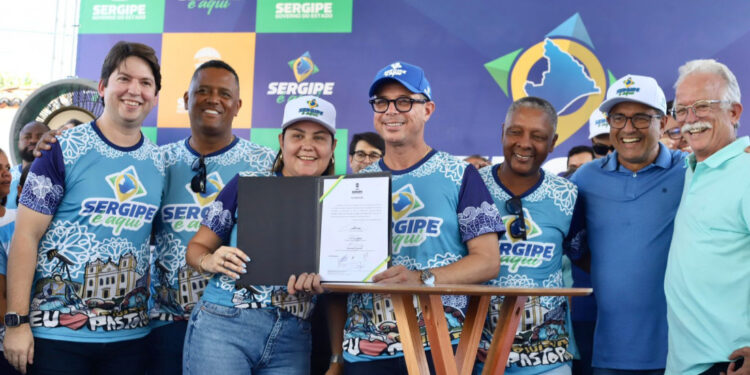 População de Divina Pastora celebra anúncio de R$ 1,1milhão para serviços de pavimentações asfáltica e granítica