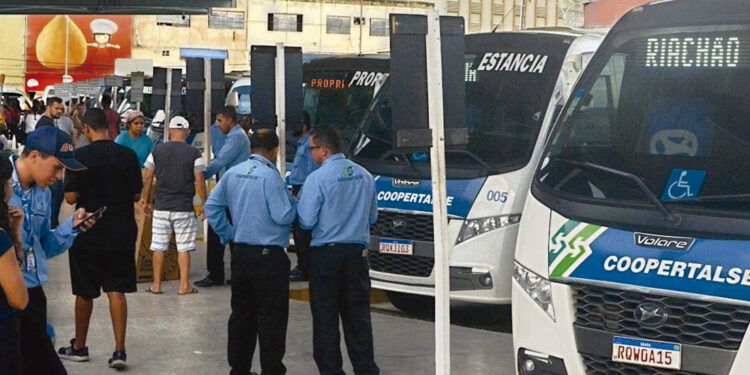 Transporte intermunicipal terá frota reserva no feriadão de Ano Novo