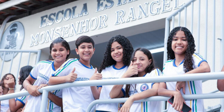 Governo de Sergipe entregou 62 unidades escolares totalmente reformadas e climatizadas até o final de 2024