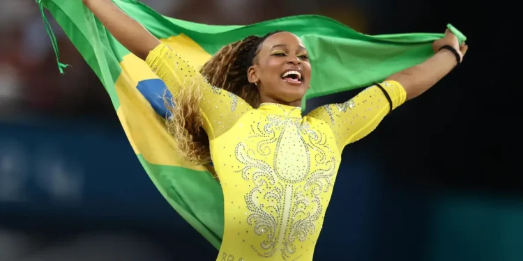 Ginasta Rebeca Andrade é uma das 100 mulheres mais influentes de 2024