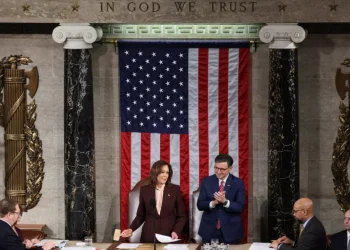 Congresso dos EUA certifica vitória eleitoral de Donald Trump à Casa Branca; posse ocorre em 20 de janeiro