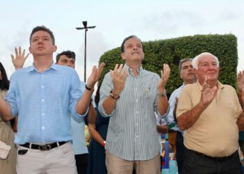 André Moura participa da Coroação de Sesi e Rainha do Cacumbi e Procissão de Bom Jesus dos Navegantes