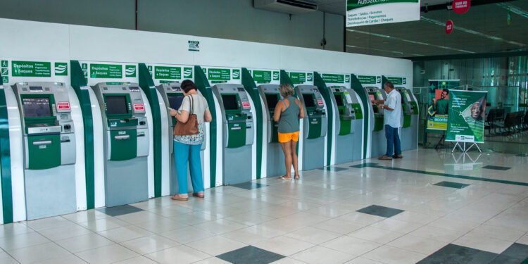 Banese oferece Antecipação do 13º Salário para servidores públicos estaduais