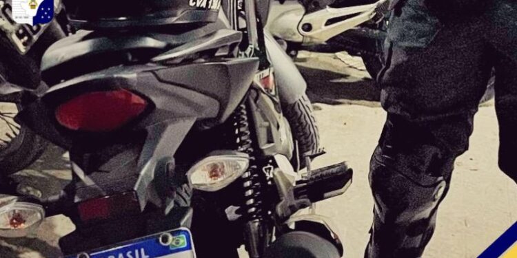 Polícia Militar recupera duas motocicletas roubadas em ações distintas na Zona de Expansão de Aracaju