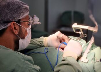 HC completa um ano de cirurgia cardíaca minimamente invasiva