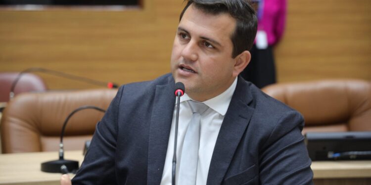 Retrospectiva: Marcos Oliveira destaca ações em defesa da Deso