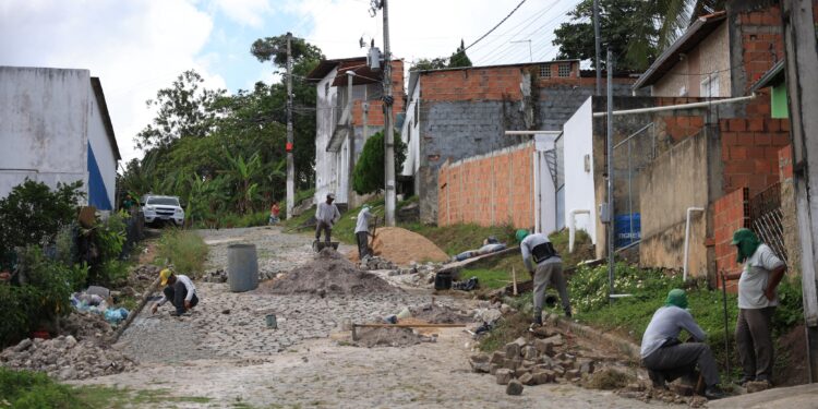 Prefeitura de Socorro inicia recuperação de pavimentação no povoado Taboca