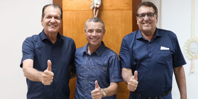 Prefeito Airton Martins se reúne com o governador Fábio Mitidieri