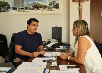Presidente Jeferson Andrade recebe a deputada Kitty na Alese