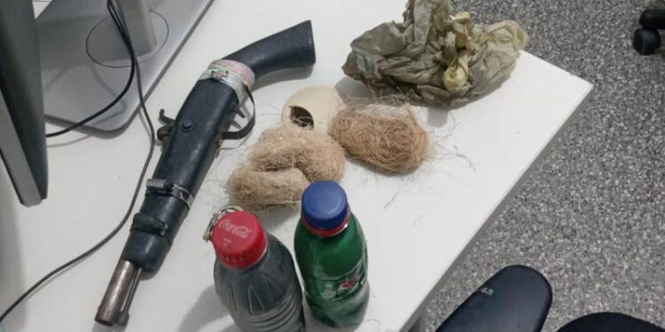 Polícia Militar prende suspeito por porte ilegal de arma de fogo em Cristinápolis