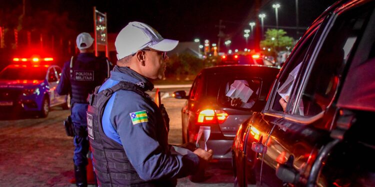 Polícia Militar autua dois condutores por consumo de álcool e condução de veículos durante Operação Lei Seca em Aracaju e Nossa Senhora do Socorro