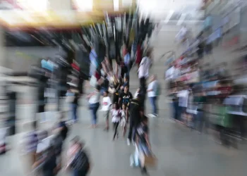 Serasa: maioria deve gastar até R$ 4 mil em despesas de início de ano