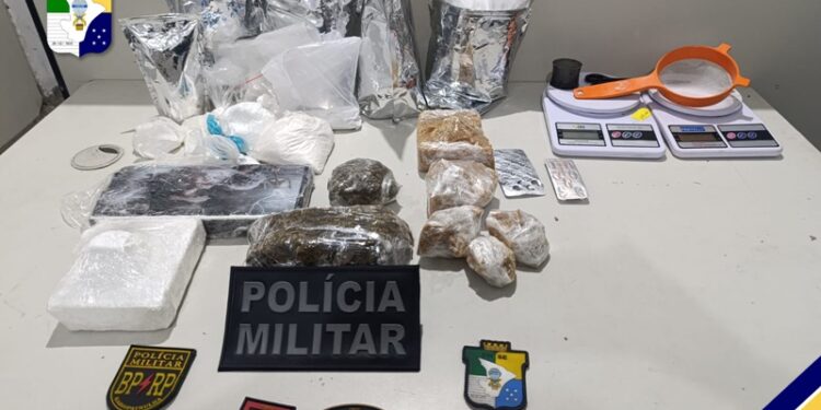 Polícia Militar apreende mais de 5kg de entorpecentes em Nossa Senhora do Socorro