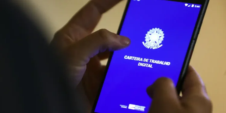 Carteira de Trabalho Digital agora permite consultas a vagas do Sine