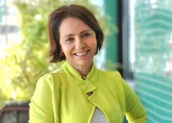 Prefeita Emilia Corrêa recebe alta hospitalar após passar por cirurgia